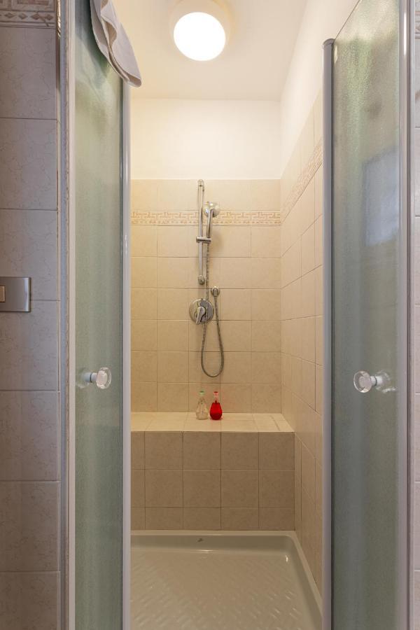 Canale View Apt - S. Agostino Venice Exterior photo