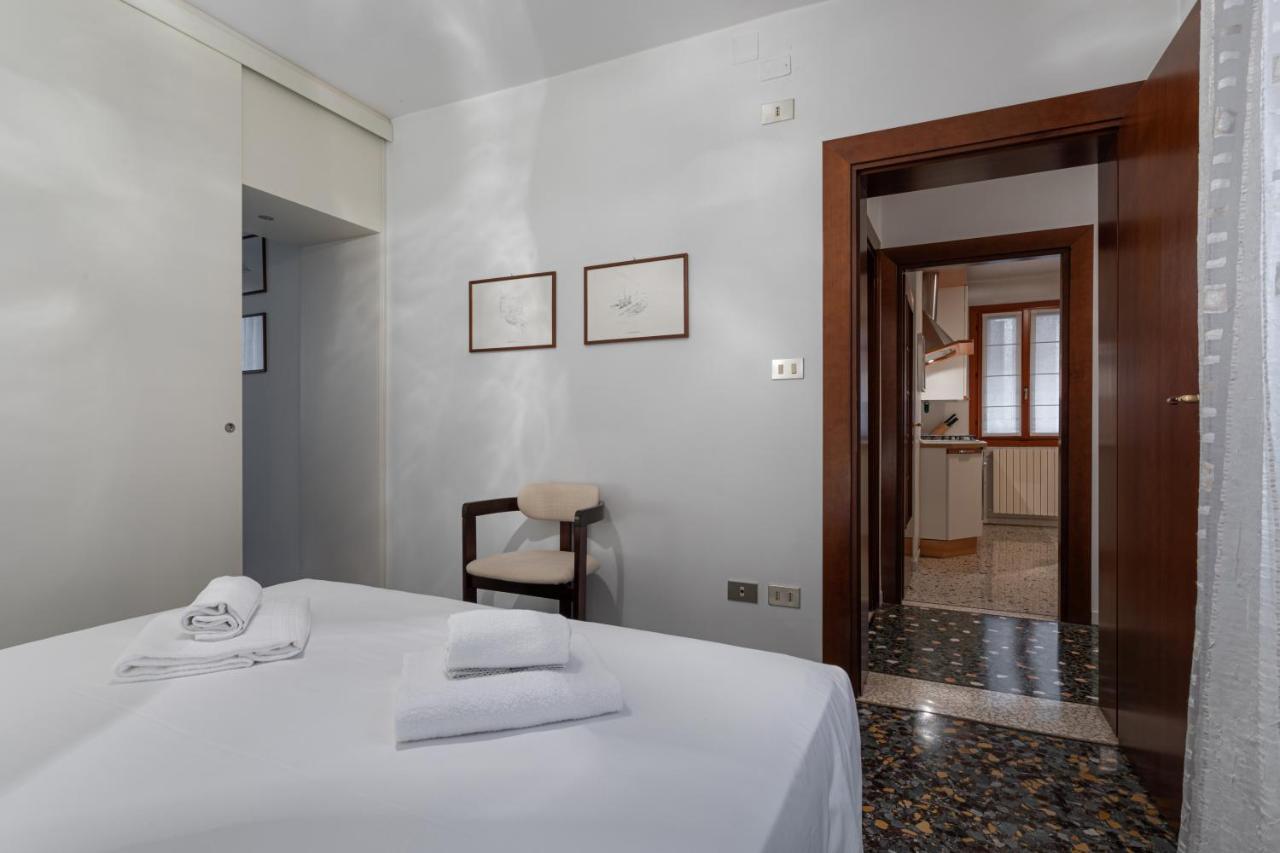 Canale View Apt - S. Agostino Venice Exterior photo